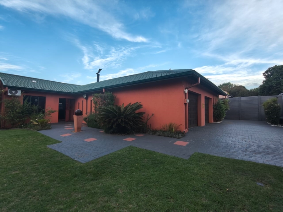 4 Bedroom Property for Sale in Sasolburg Ext 11 Free State